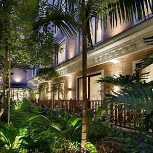 Отель Thrive, A Tropical Courtyard, Катманду